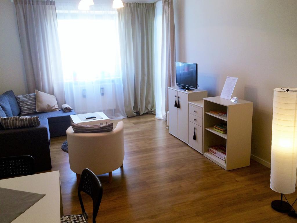 Aluzyjna Erapartments Jabłonna Eksteriør bilde