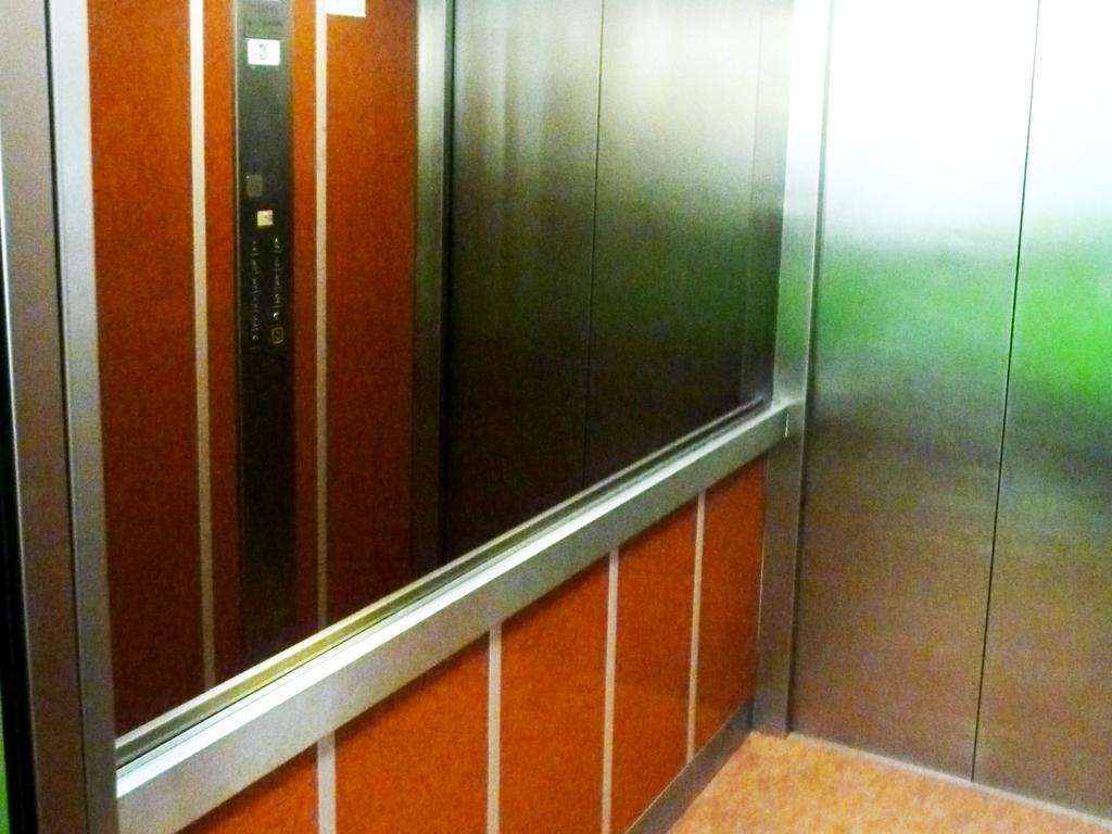 Aluzyjna Erapartments Jabłonna Eksteriør bilde